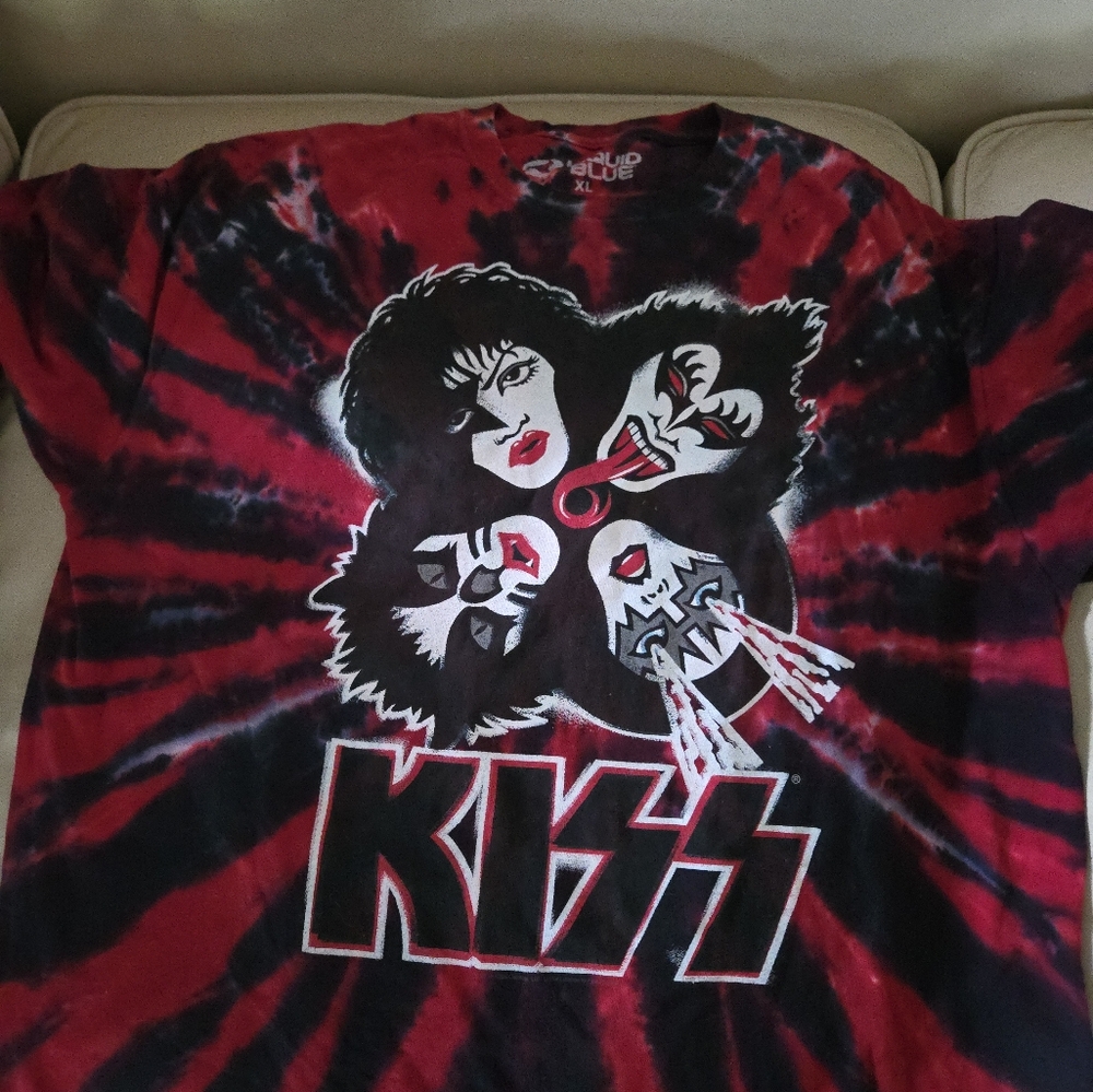Vintage KISS Liquid Blue Band T-shirt XL Red Black Very Good Condition